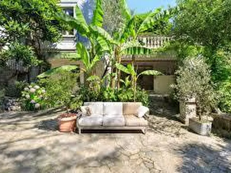 Immagine 6 di Villa in vendita  in Via Milano 6 a Dizzasco