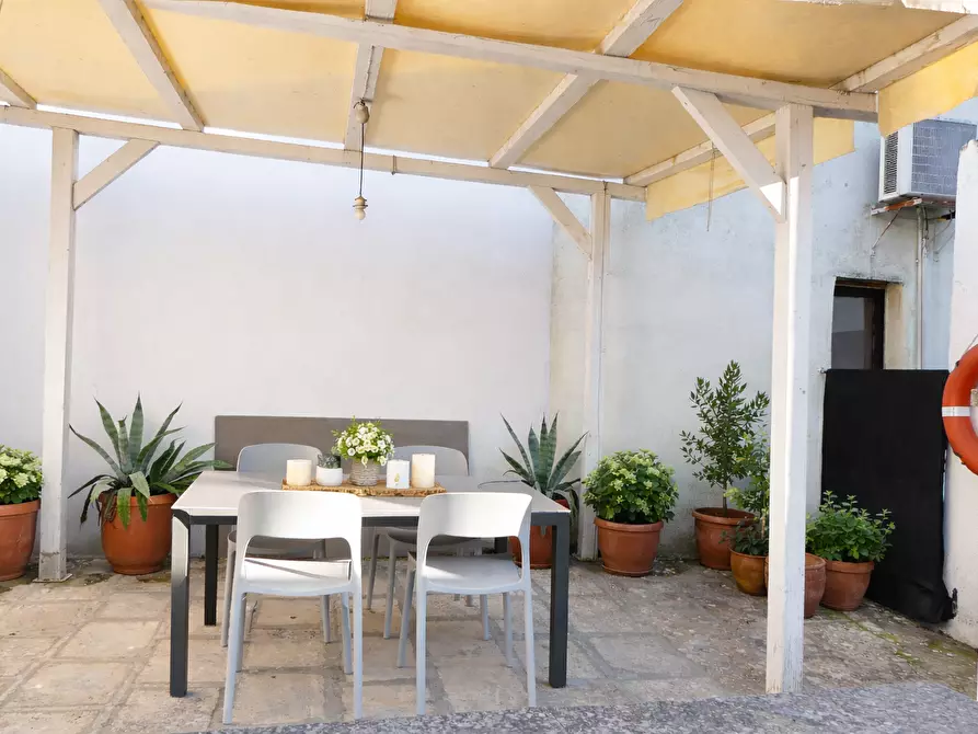 Immagine 10 di Casa indipendente in vendita  in Corte Corradino di Svevia 1 a Parabita