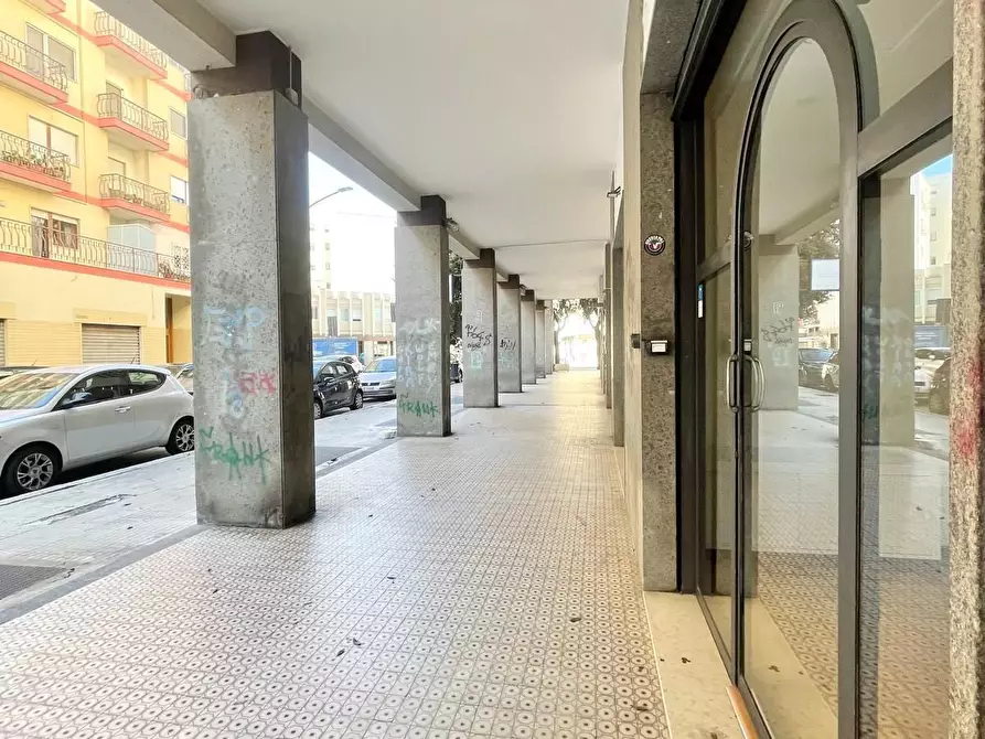 Immagine 14 di Locale commerciale in affitto  in Via G. D'Annunzio 61 a Lecce
