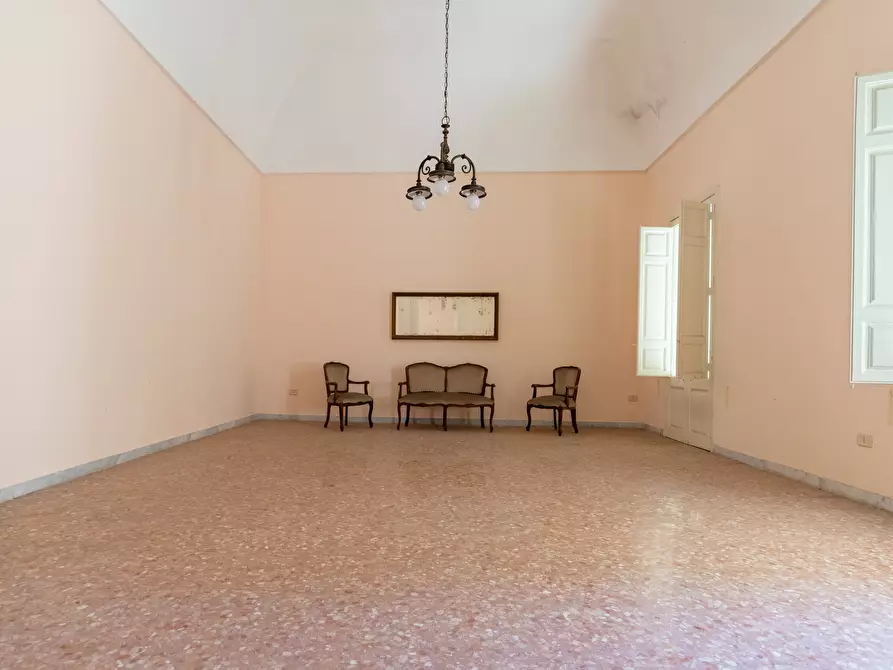 Immagine 37 di Palazzo in vendita  in Via Giacomo Matteotti a Nardo'