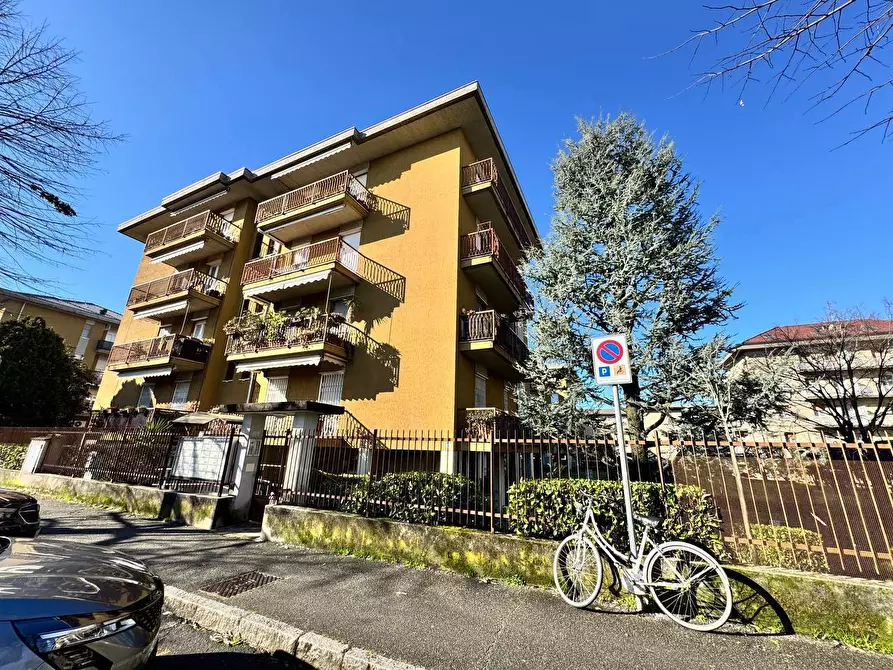 Immagine 2 di Appartamento in vendita  in Via Beato Angelico 10 a Treviglio
