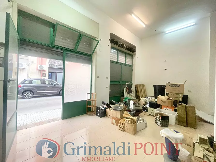 Immagine 6 di Magazzino in vendita  in Via Duca d'Aosta 76 a Lecce