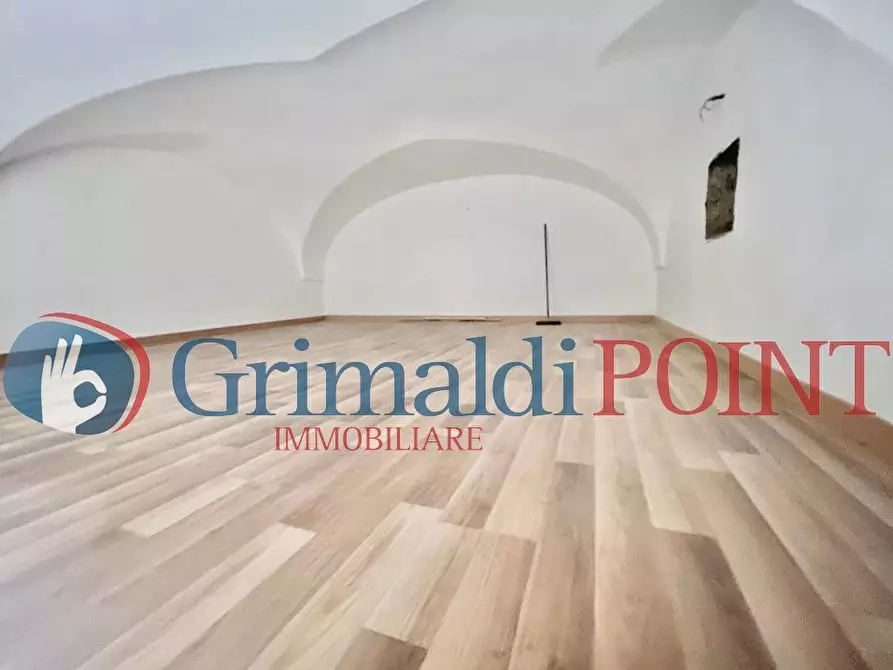 Immagine 17 di Locale commerciale in affitto  in Via Luigi de Simone 3 a Lecce