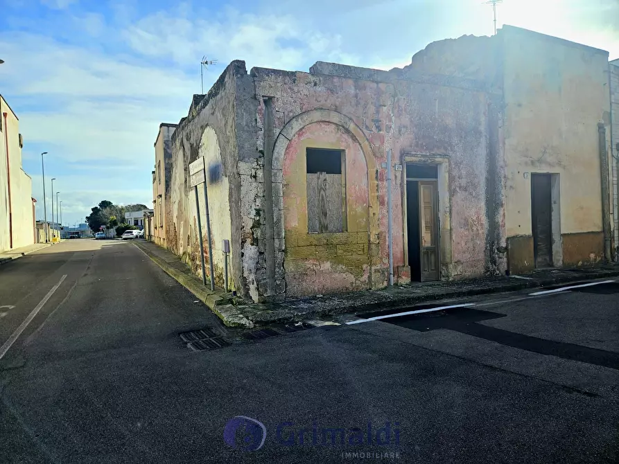 Immagine 2 di Casa indipendente in vendita  in Via Vittorio Emanuele 25 a Castri Di Lecce