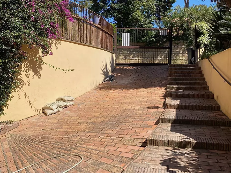 Immagine 15 di Garage in vendita  in VIA PEGASO 2 a Anzio