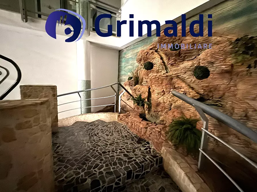 Immagine 4 di Ufficio in affitto  a Napoli