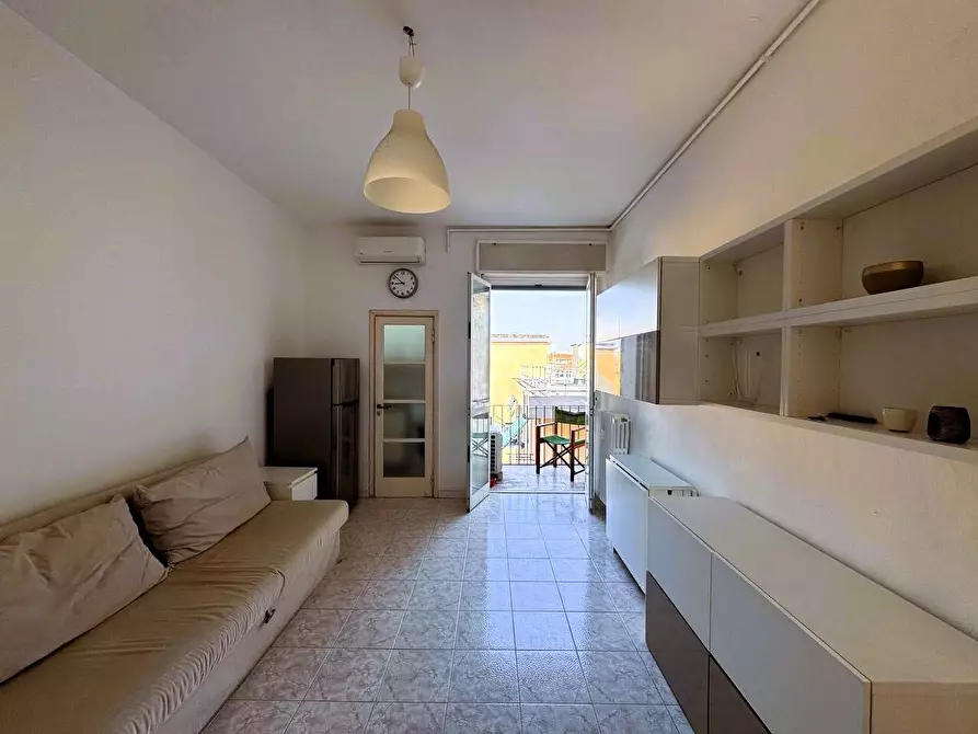 Immagine 1 di Monolocale in affitto  in Via Dei Tulipani 1 a Milano