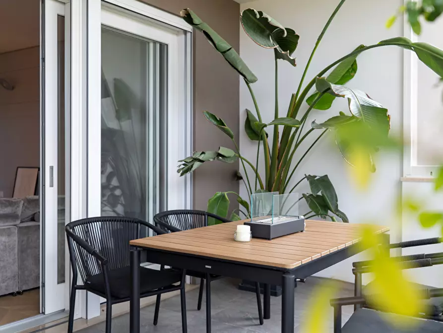 Immagine 43 di Bilocale in vendita  in Via Oronzo de Donno 5 a Lecce