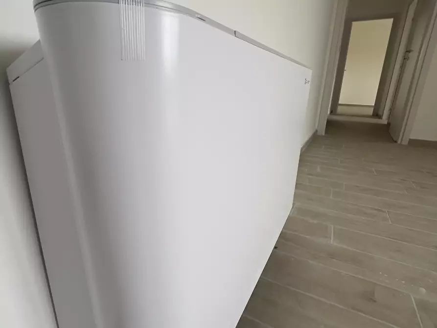 Immagine 9 di Trilocale in vendita  in Via Monte Civetta 2 a Nettuno