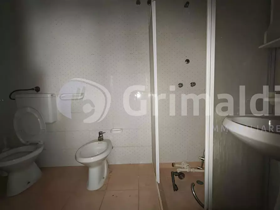 Immagine 9 di Garage in vendita  in via libertà 42 a Sannicola