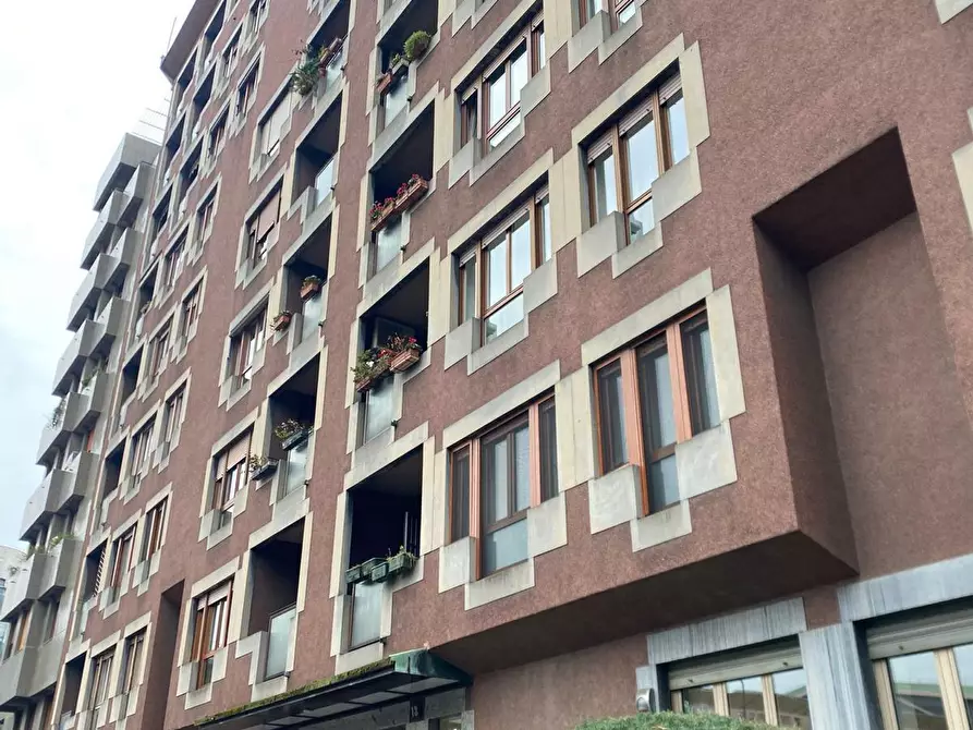 Immagine 4 di Ufficio in vendita  in Viale Paolo Onorato Vigliani 13 a Milano