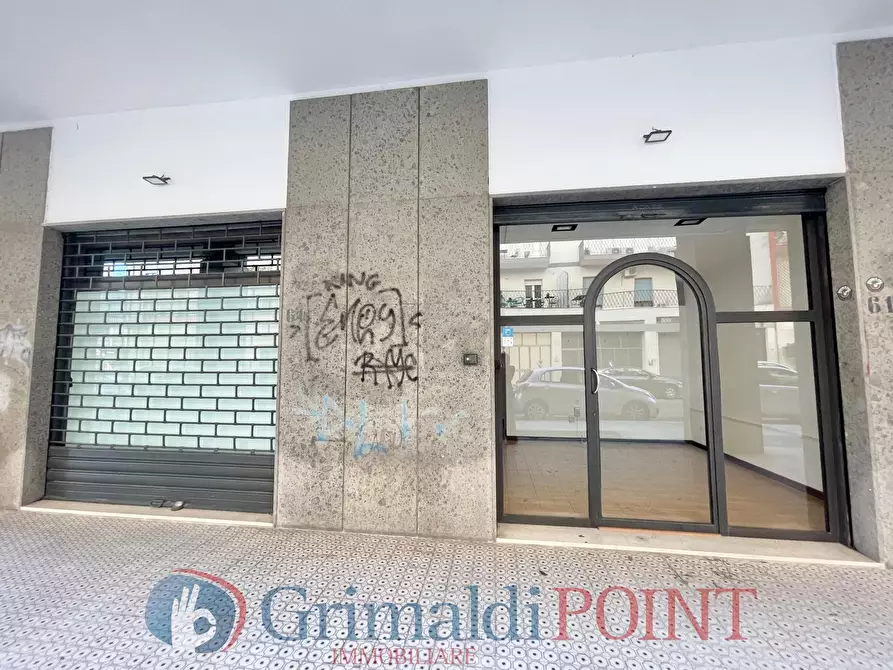 Immagine 1 di Locale commerciale in affitto  in Via G. D'Annunzio 61 a Lecce