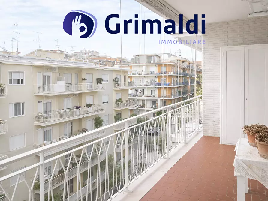 Immagine 5 di Quadrilocale in vendita  a Napoli