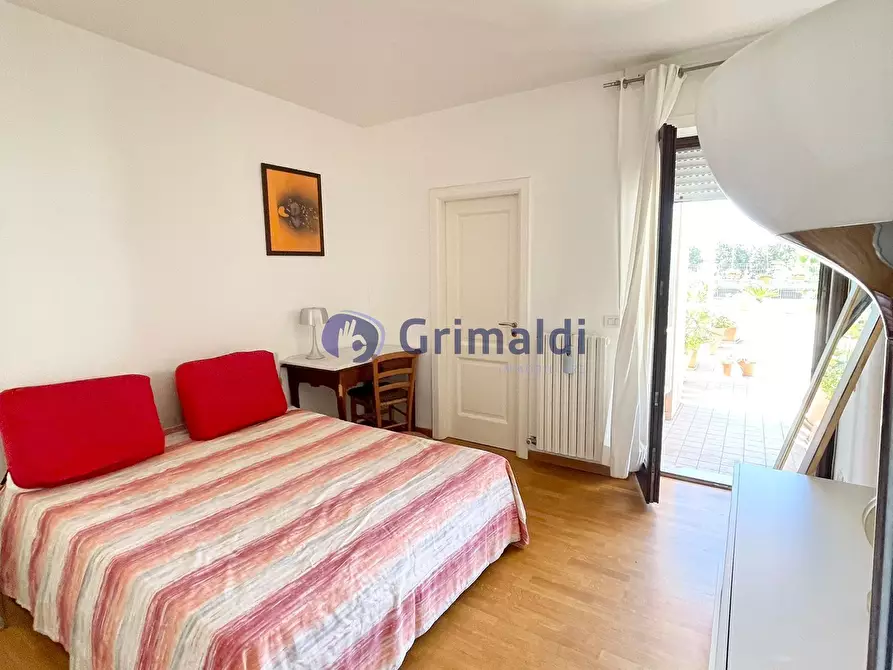 Immagine 12 di Quadrilocale in vendita  in Via Lupiae 46 a Lecce