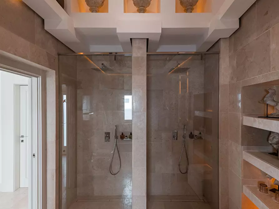 Immagine 63 di Casa indipendente in vendita  in Via Roberto Caracciolo 30 a Lecce