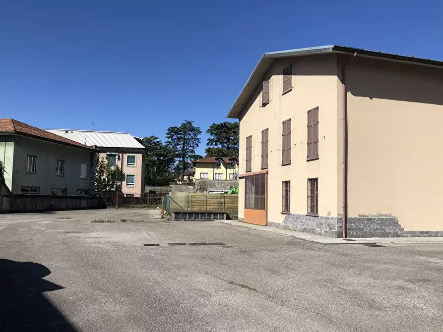 Immagine 3 di Casa indipendente in vendita  a Como