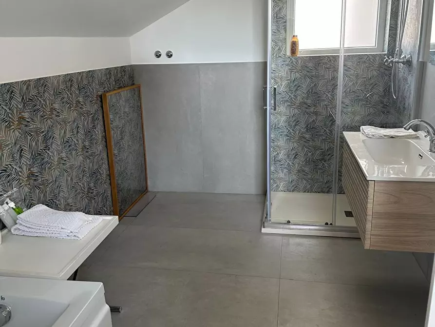 Immagine 14 di Casa trifamiliare in affitto  in Viale Grazia Fiorita 56 a Anzio