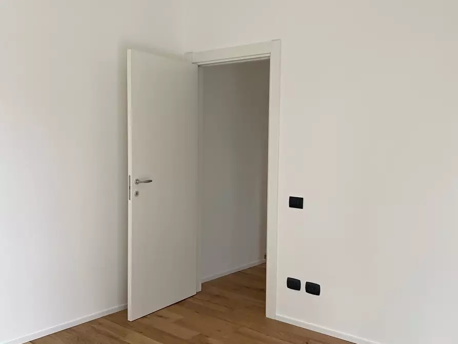 Immagine 17 di Trilocale in vendita  in Viale per S. Fermo della Battaglia 18 a Como