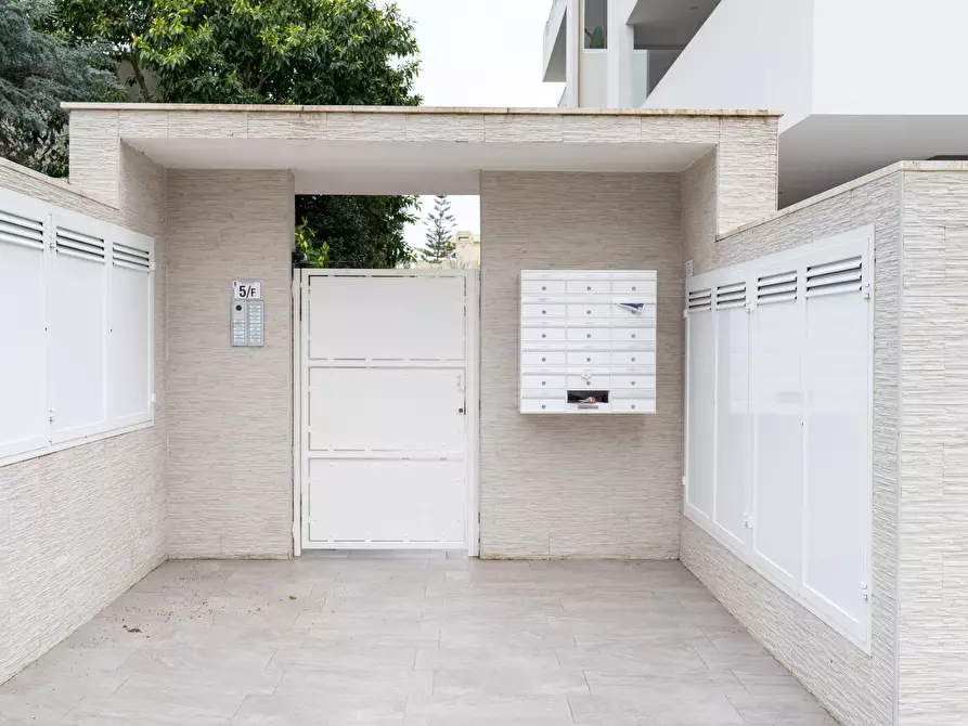 Immagine 60 di Bilocale in vendita  in Via Oronzo de Donno 5 a Lecce