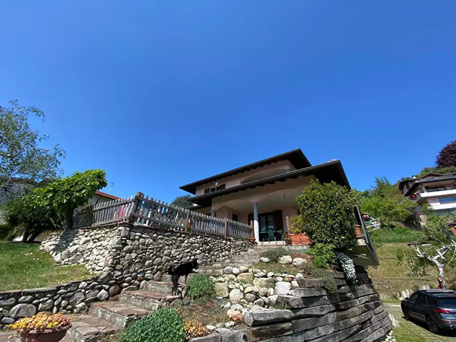 Immagine 1 di Villa in vendita  in Via delle Busacce 28 a San Fermo Della Battaglia