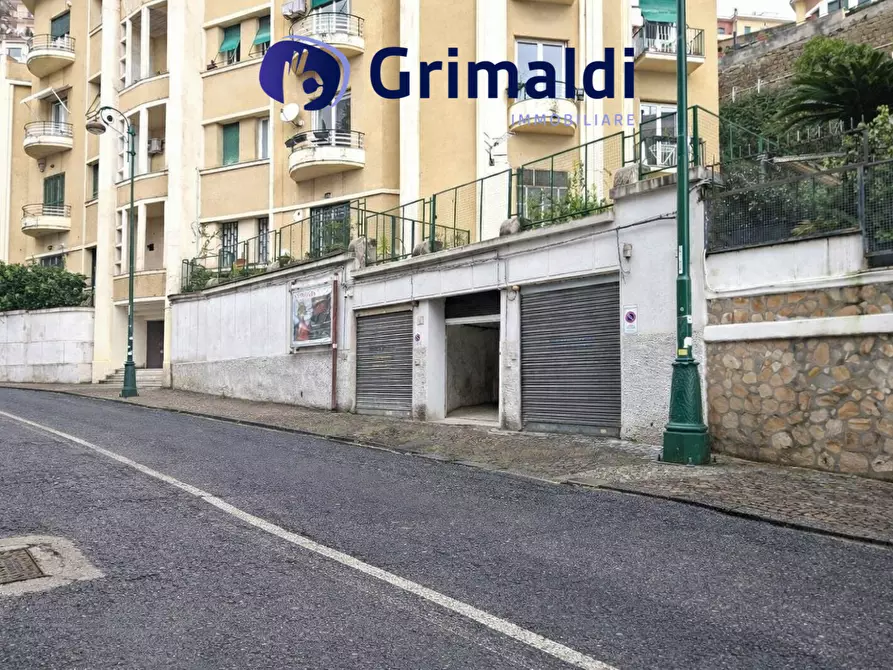 Immagine 6 di Garage in vendita  in Via Torquato Tasso 189 a Napoli