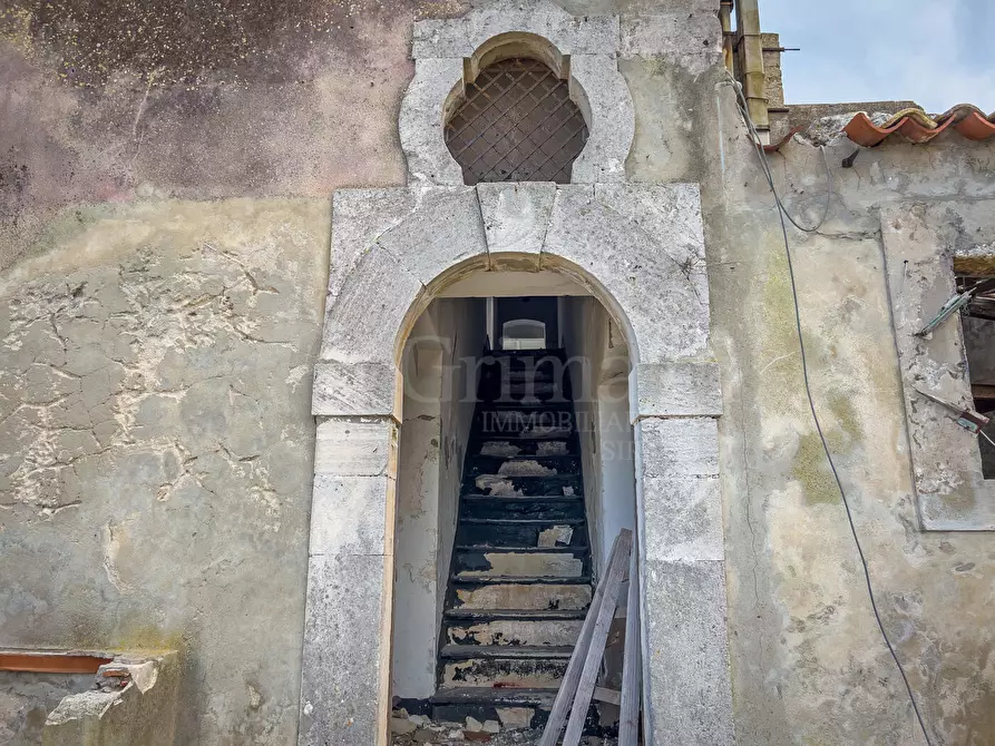 Immagine 12 di Villa in vendita  in VIA MALLIA 47 a Siracusa