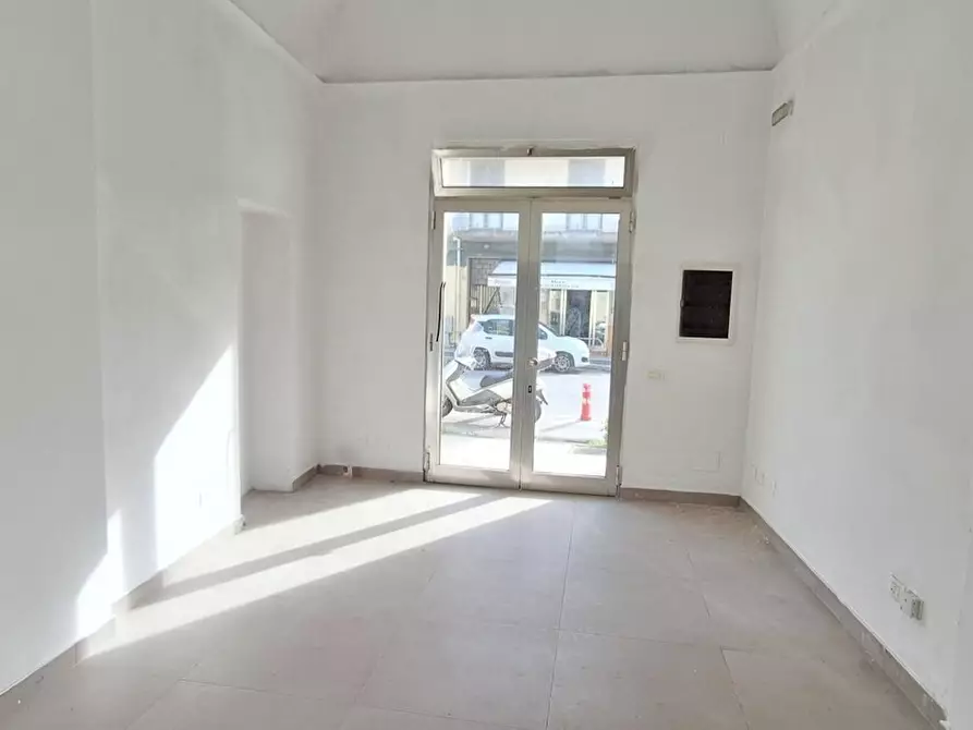 Immagine 13 di Locale commerciale in vendita  in Via Consolare Pompea 1561 a Messina