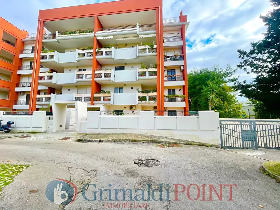 Immagine 2 di Quadrilocale in vendita  in Via Federico Zeri 3 a Lecce