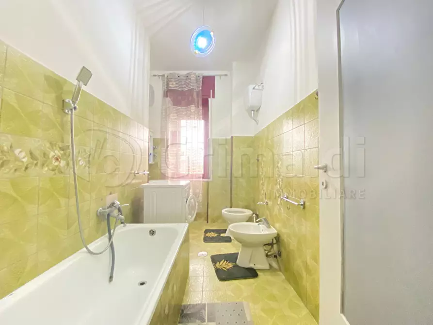 Immagine 8 di Trilocale in vendita  a Castel Volturno