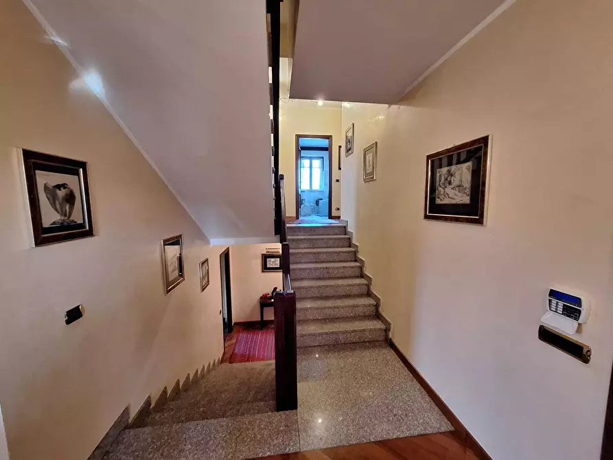 Immagine 21 di Villa in vendita  a Caresanablot