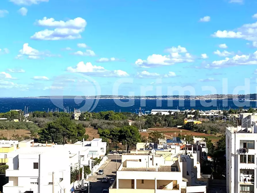 Immagine 19 di Appartamento in vendita  in Viale Europa a Gallipoli