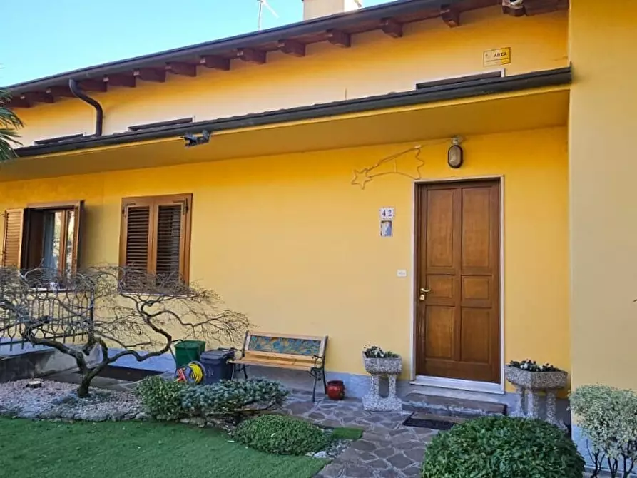 Immagine 4 di Villa in vendita  in Via San Rocco 42 a Cenate Sotto