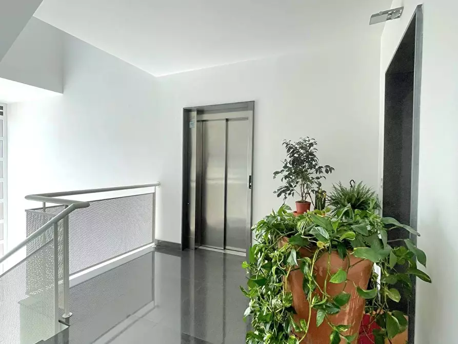Immagine 26 di Attico in vendita  in Via Potenza 19/F a Lecce