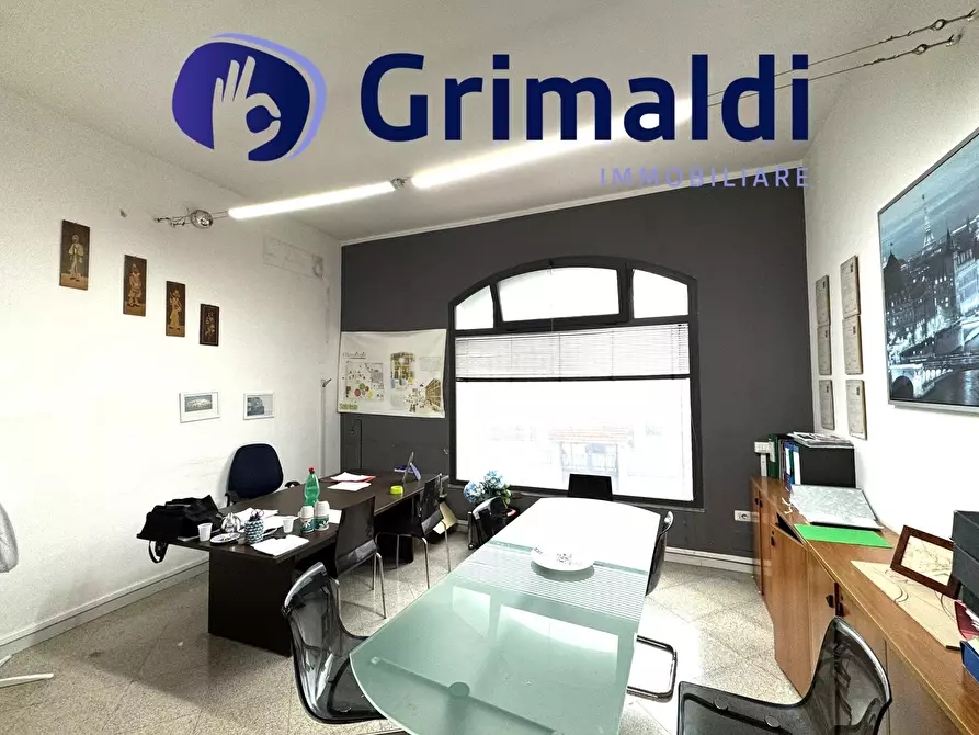 Immagine 5 di Ufficio in affitto  a Napoli