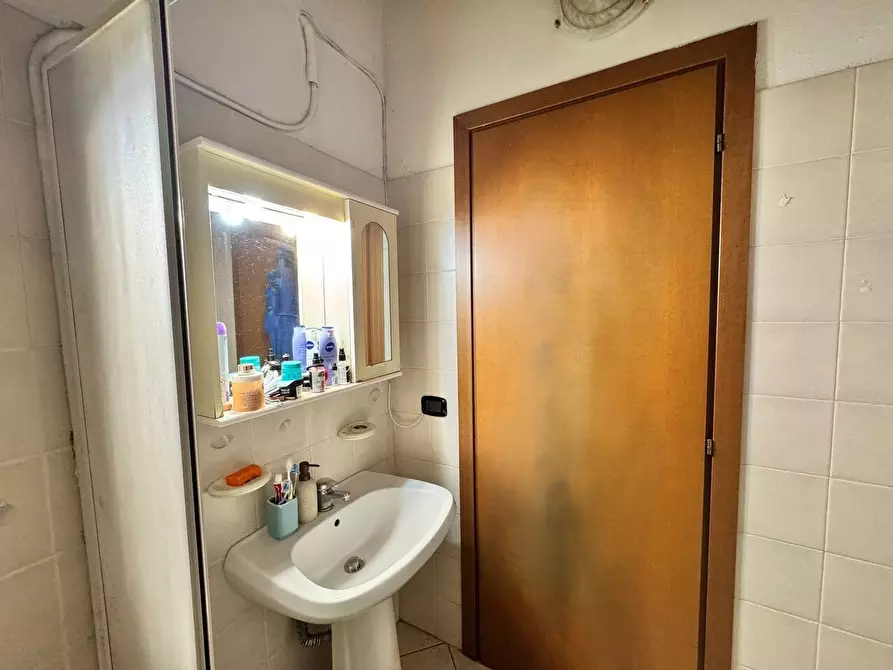 Immagine 19 di Appartamento in vendita  in Via Vallarsa 5 a Milano