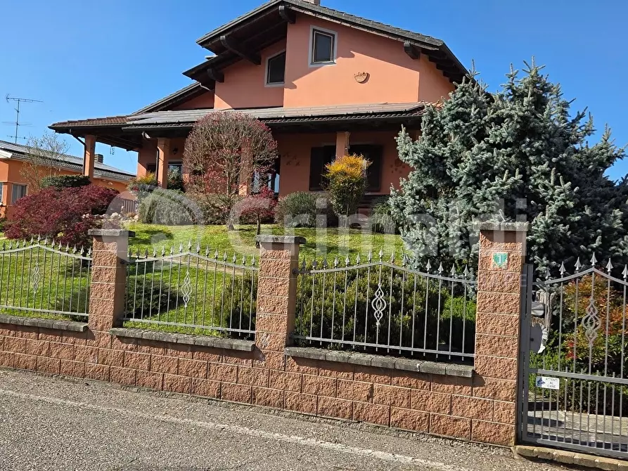 Immagine 12 di Villa in vendita  in Via Giovanni Antonio Comissetti 1 a Pezzana