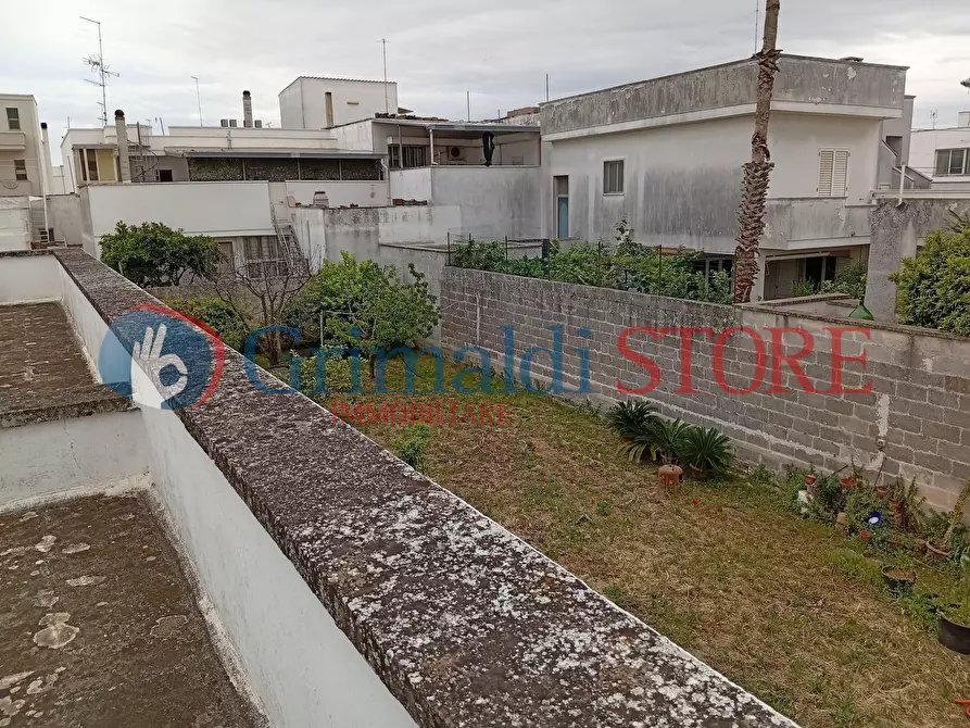 Immagine 37 di Casa indipendente in vendita  in Via Pasquale Leone 95 a Salice Salentino