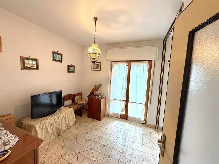 Immagine 18 di Quadrilocale in vendita  in Via Oscar D'Agostino 9 a Avellino