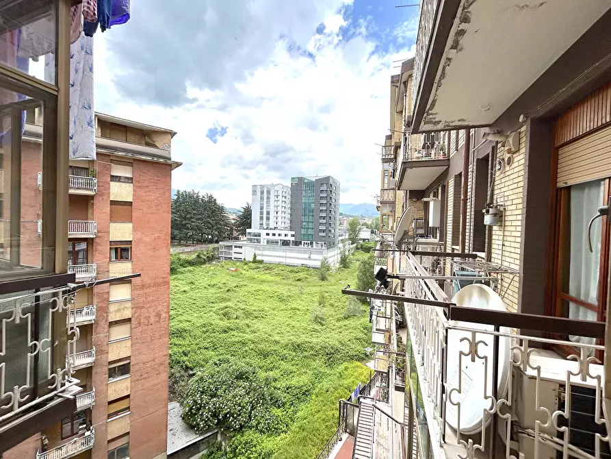 Immagine 27 di Pentalocale in vendita  in Via Tagliamento 85 a Avellino