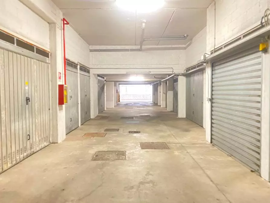 Immagine 64 di Attico in vendita  in Via Andrea Millevoi 401 a Roma