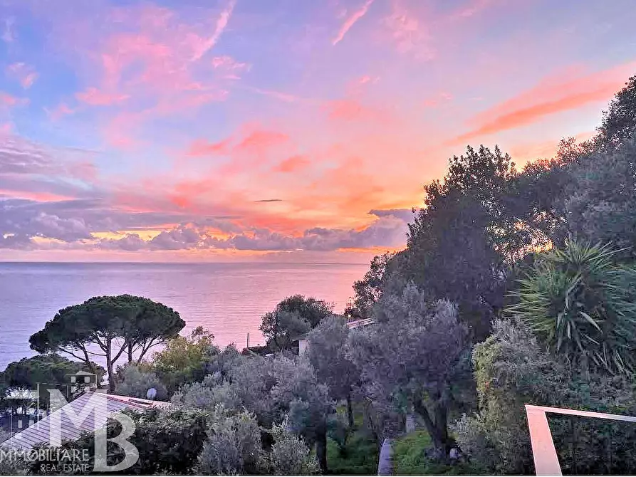 Immagine 8 di Casa indipendente in vendita  in VIA DEL CASTELLO 32 a Recco