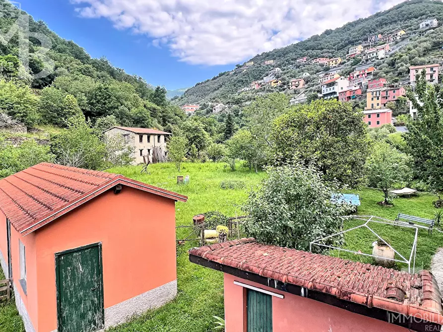 Immagine 15 di Quadrilocale in vendita  in Via Ponti Romani 31 a Recco