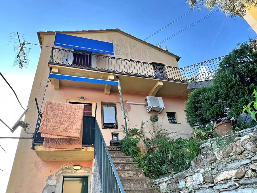 Immagine 1 di Quadrilocale in affitto  in Crosa Acque Ricche 4 a Sori
