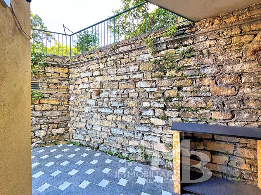 Immagine 30 di Quadrilocale in vendita  a Camogli