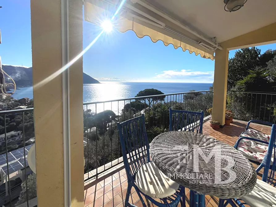 Immagine 12 di Casa indipendente in vendita  in VIA DEL CASTELLO 32 a Recco