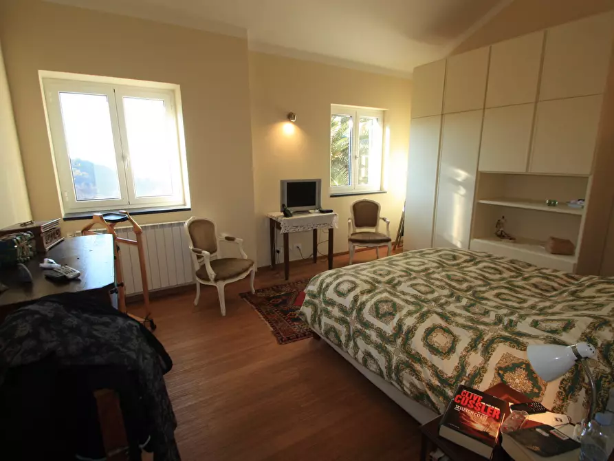 Immagine 15 di Casa indipendente in vendita  a Recco