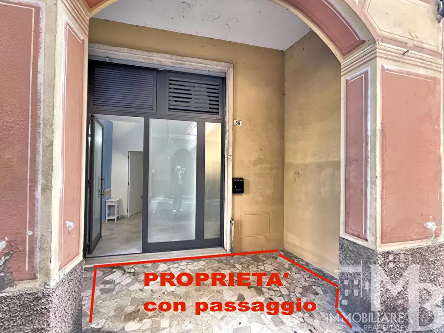 Immagine 1 di Locale commerciale in affitto  in Via Piero Schiaffino 58 a Camogli