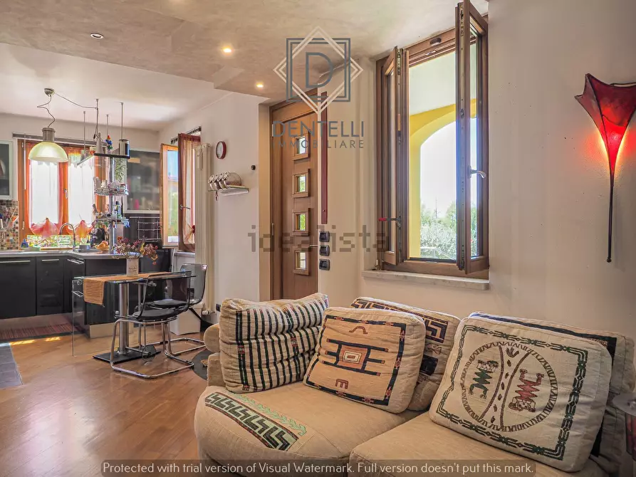 Immagine 22 di Porzione di casa in vendita  in Via Turì a Sarzana