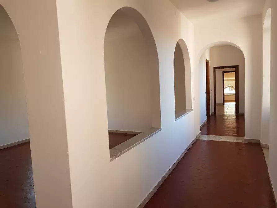 Immagine 5 di Quadrilocale in affitto  a Sarzana