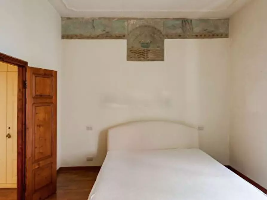 Immagine 21 di Trilocale in affitto  a Sarzana